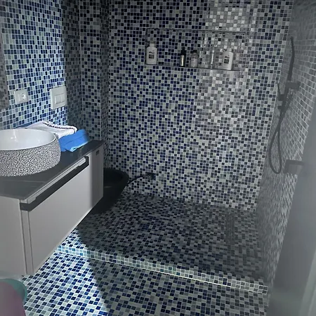 Lägenhet Aksionistia Apartament